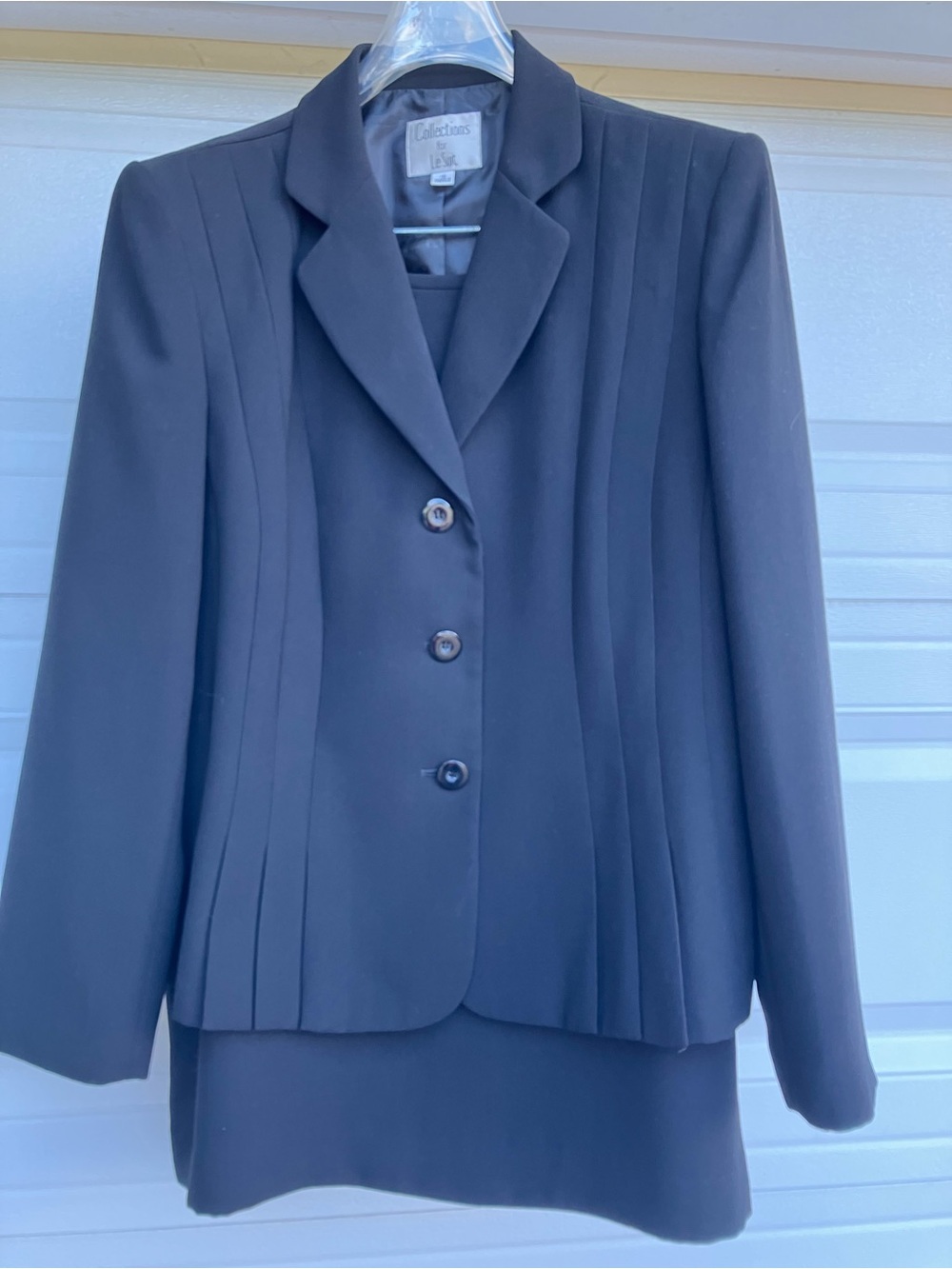 Black Pleated Women's Blazer